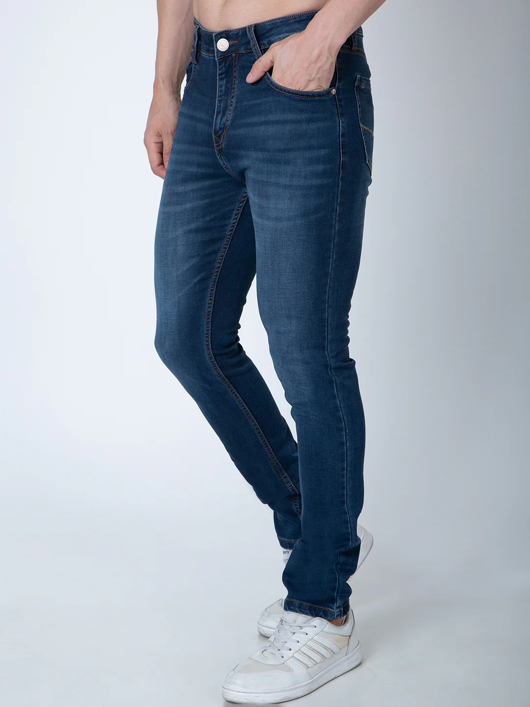 Men Mid Blue Narrow Fit Denim - Image 2